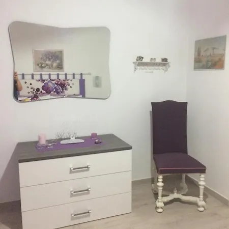 Casa Violet Per Civita Feriehus